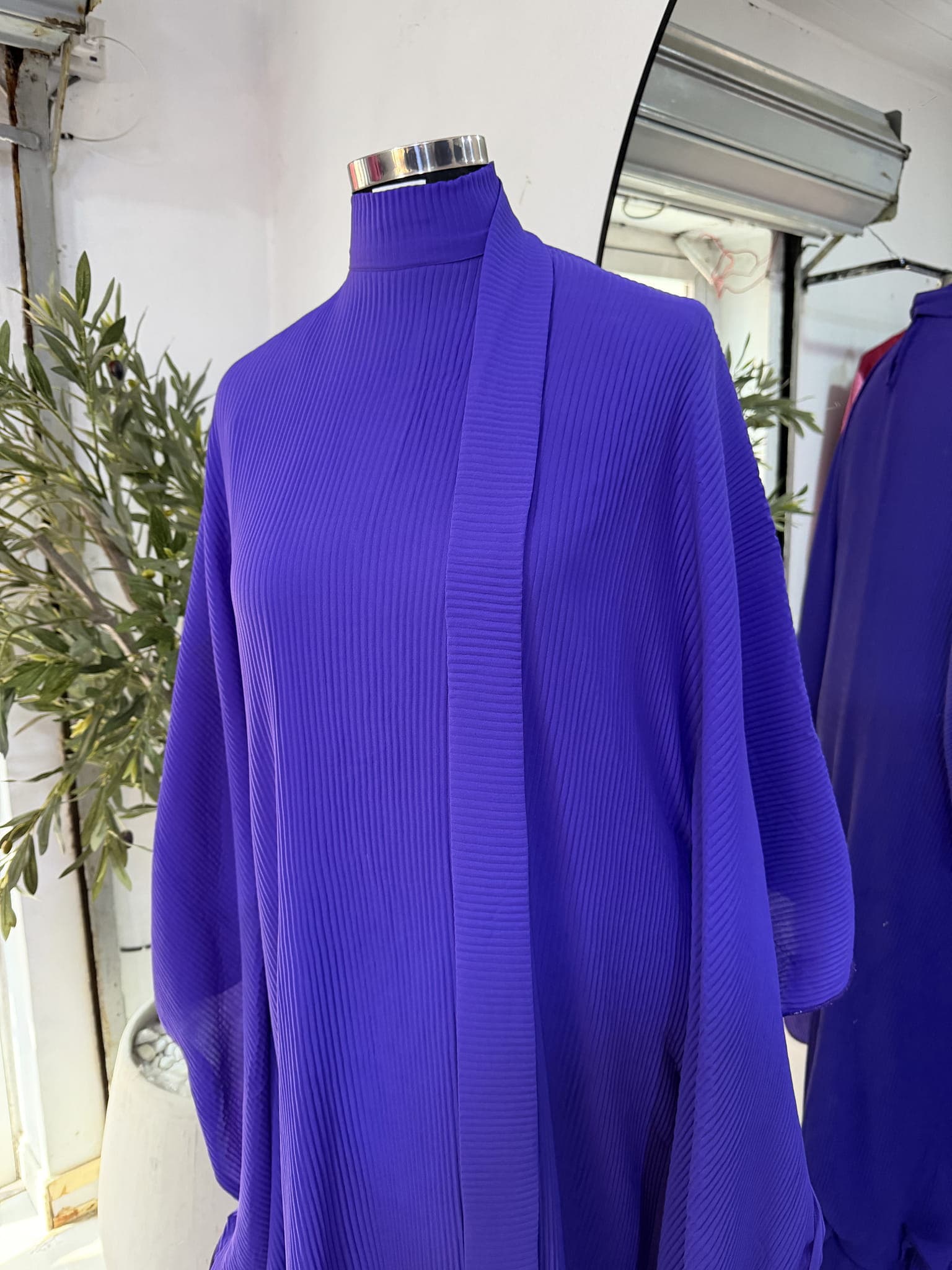 Layali Set in Off White, Off White (also Purple, Black), angle 2