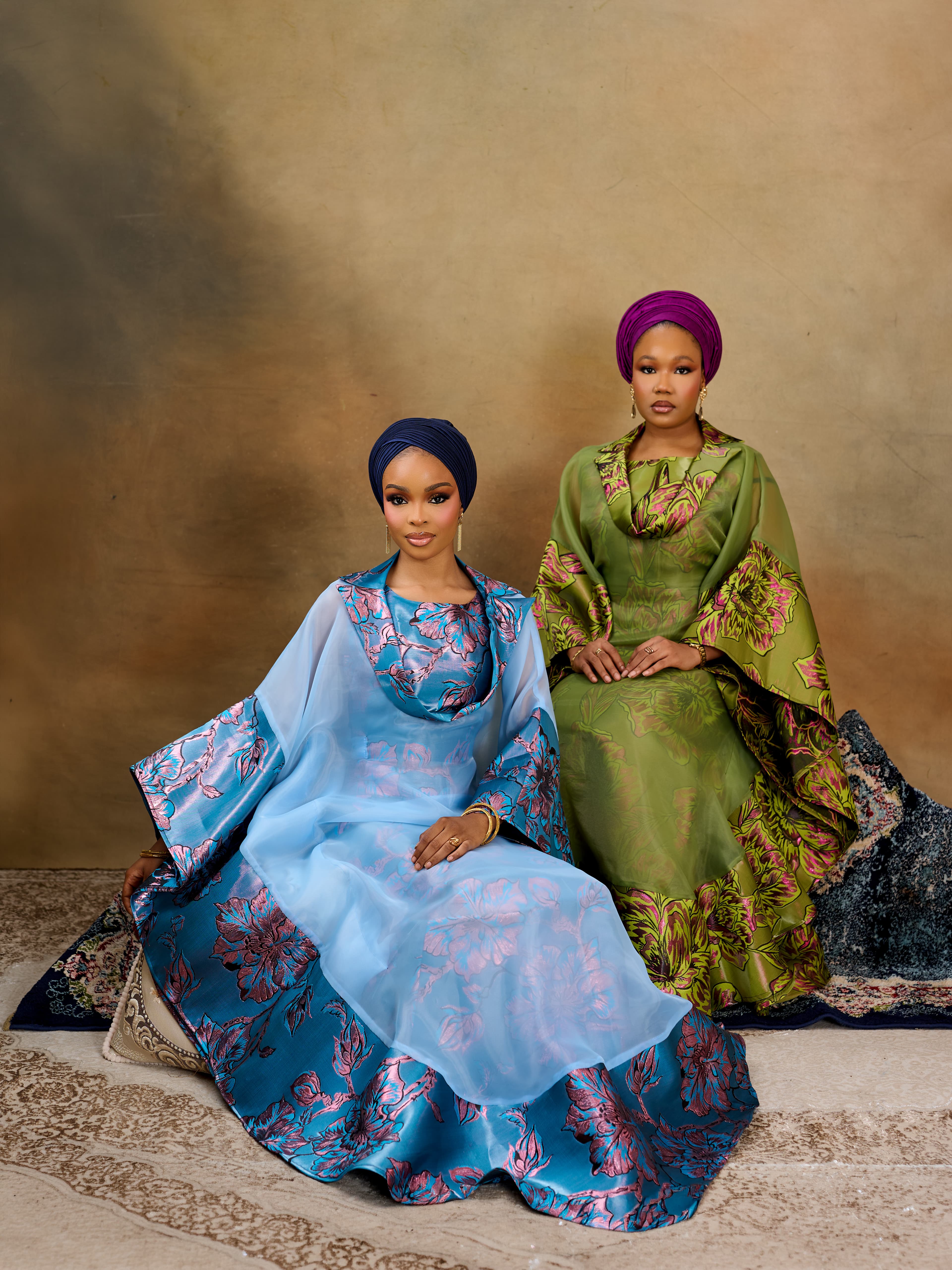 The Saana Didi Brocade Set, Blue/Onion, angle 6