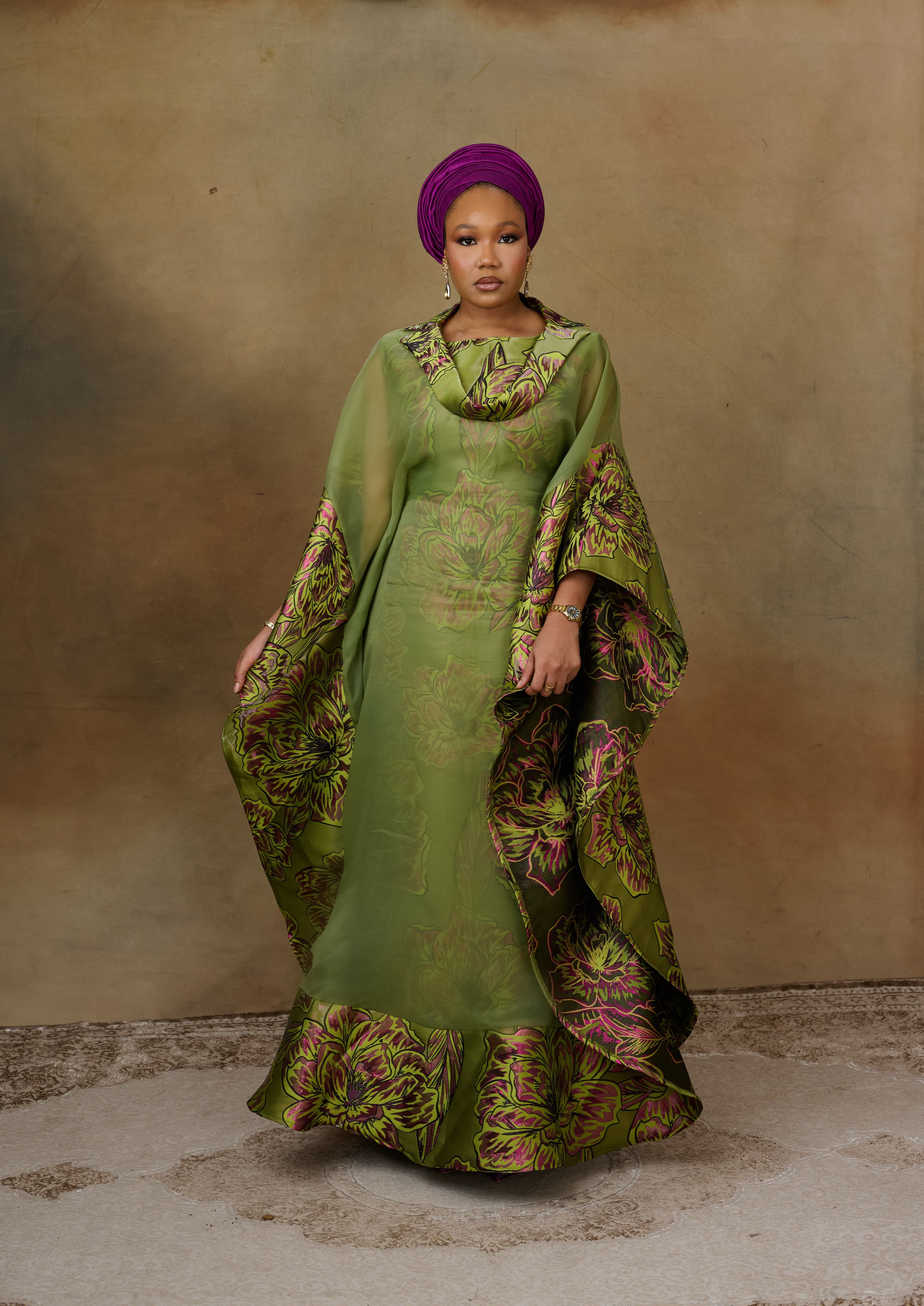 The Saana Didi Brocade Set, Olive/Magenta, angle 3