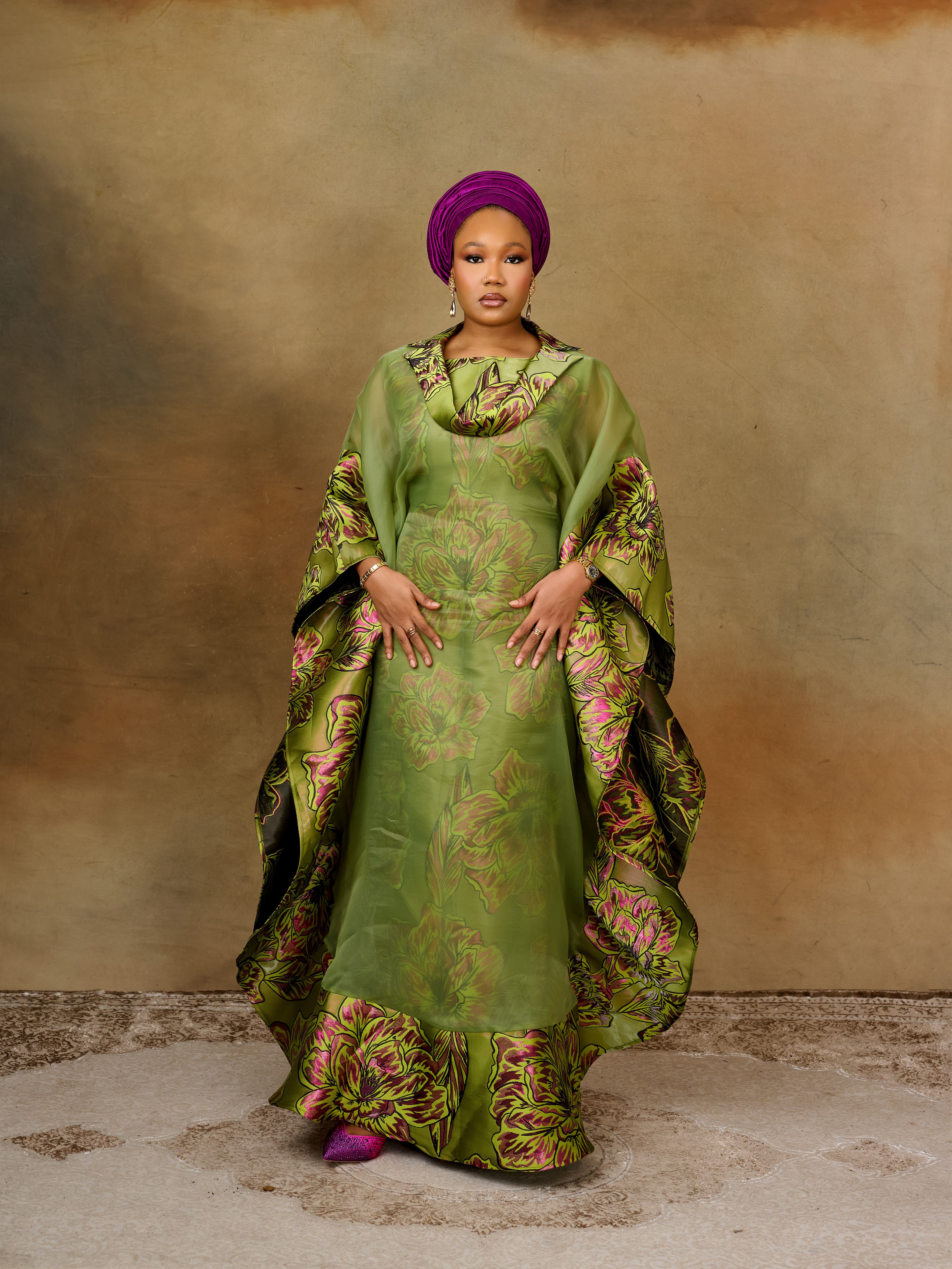 The Saana Didi Brocade Set, Olive/Magenta, angle 1